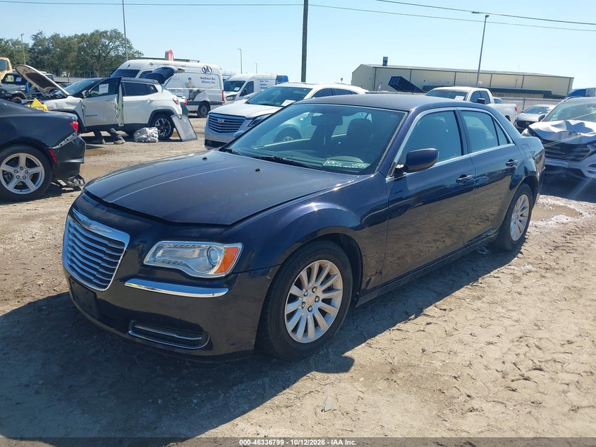 Vin: 2c3ccaag1ch312810, lot: 46837058, chrysler 300 20122