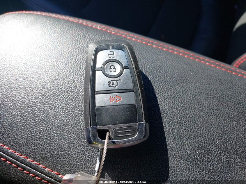 2024 FORD ESCAPE ST-LINE · Photo 11