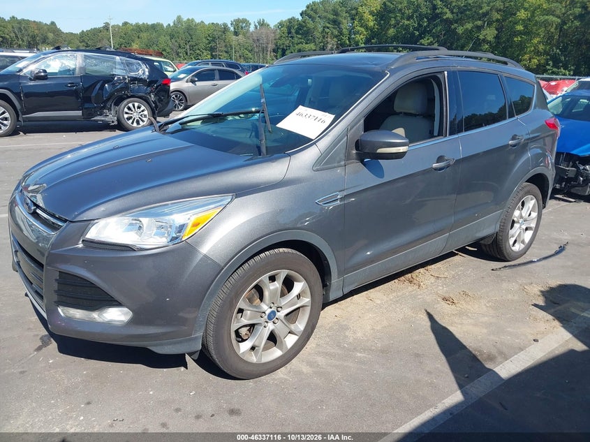 Vin: 1fmcu0h93duc31215, lot: 46837375, ford escape sel 20132