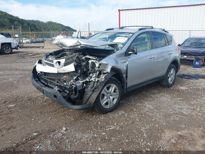 Vin: jtmbfrev5fd159114, lot: 46837385, toyota rav4 le 20152