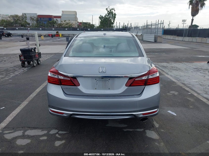 2017 HONDA ACCORD EX · Фото 17