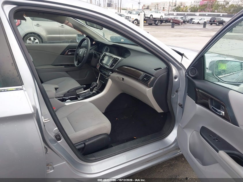 2017 HONDA ACCORD EX · Фото 5