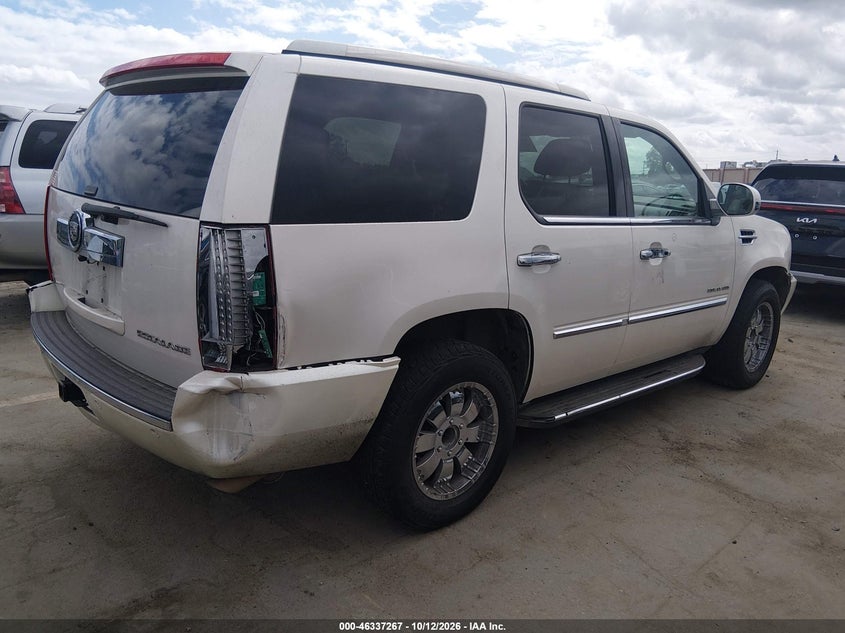 Vin: 1gys3aef0cr105067, lot: 46837526, cadillac escalade standard 20124