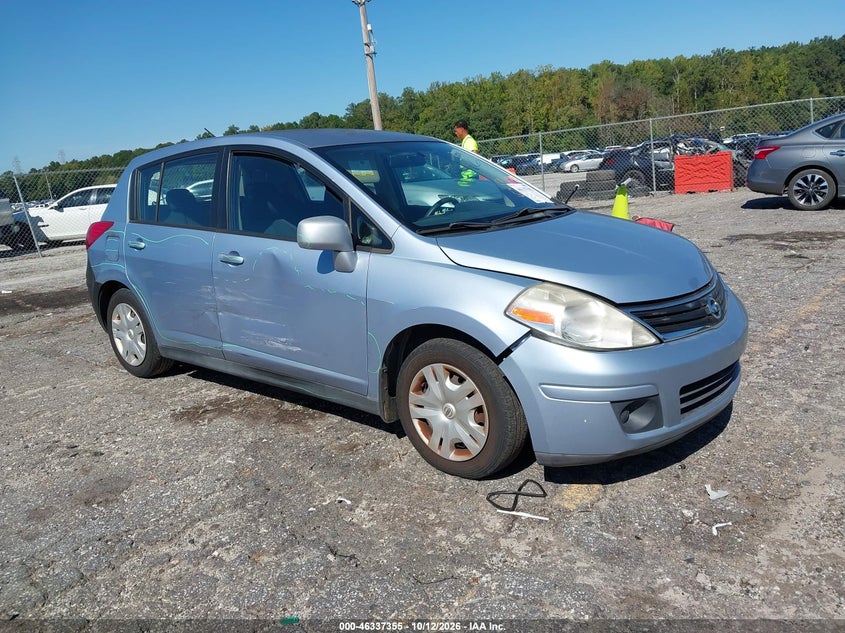 Vin: 3n1bc1cp8al353396, lot: 46837615, nissan versa 1.8s 2010 img_1