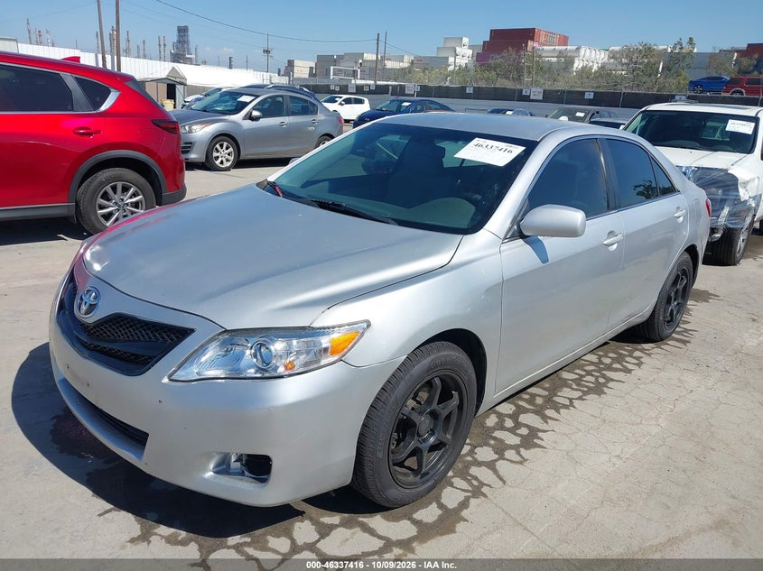 2011 Toyota Camry Le, Normal Wear & Tear, IAAI, VIN 4T4BF3EK3BR202637 — photo 2