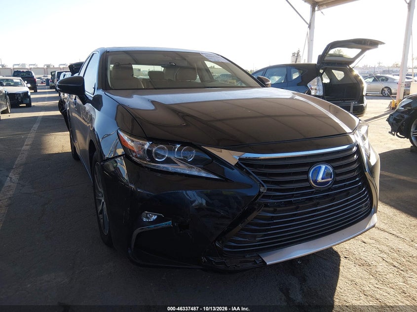 LEXUS ES 300H - zdjęcie 17