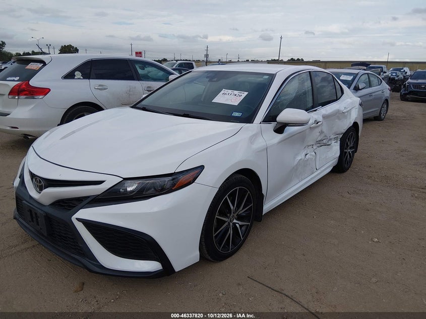 2021 Toyota Camry Se, Левый бок, IAAI, VIN 4T1T11AK8MU552369 — фото 2
