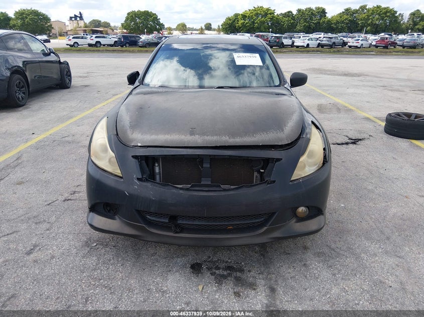 2013 INFINITI G37X · Фото 6