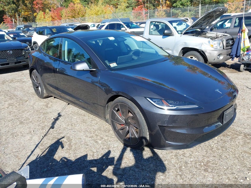 Vin: 5yj3e1et2rf821560, lot: 46838471, tesla model 3 performance all-wheel drive 2024 img_1
