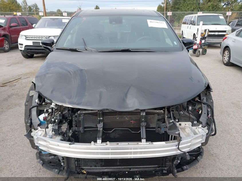 2027 CHRYSLER PACIFICA · Фото 13
