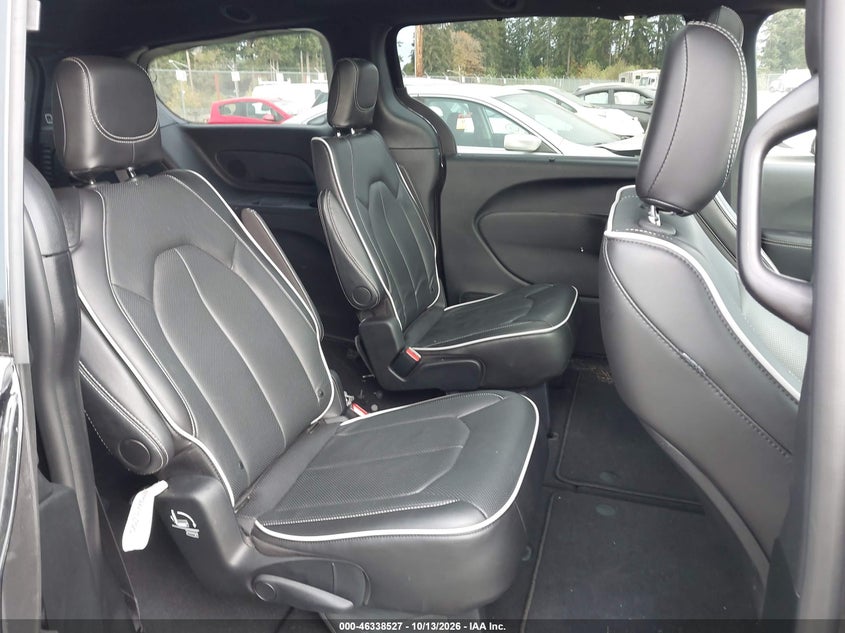 2027 CHRYSLER PACIFICA · Фото 8