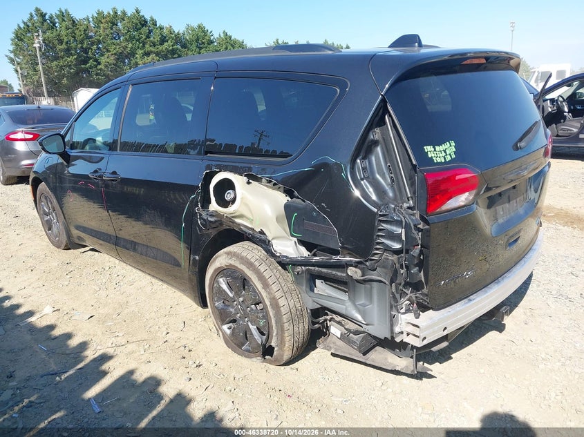 CHRYSLER PACIFICA HYBRID