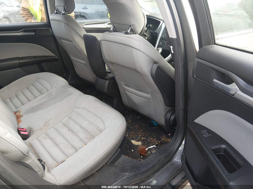 2014 FORD FUSION S · Фото 8