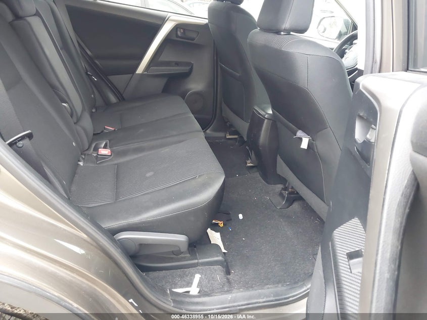 TOYOTA RAV4 - zdjęcie 8