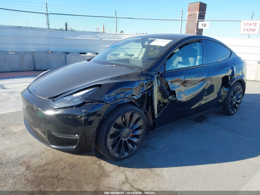 Vin: 7saygdef4pf758683, lot: 46839446, tesla model y performance dual motor all-wheel drive 20232