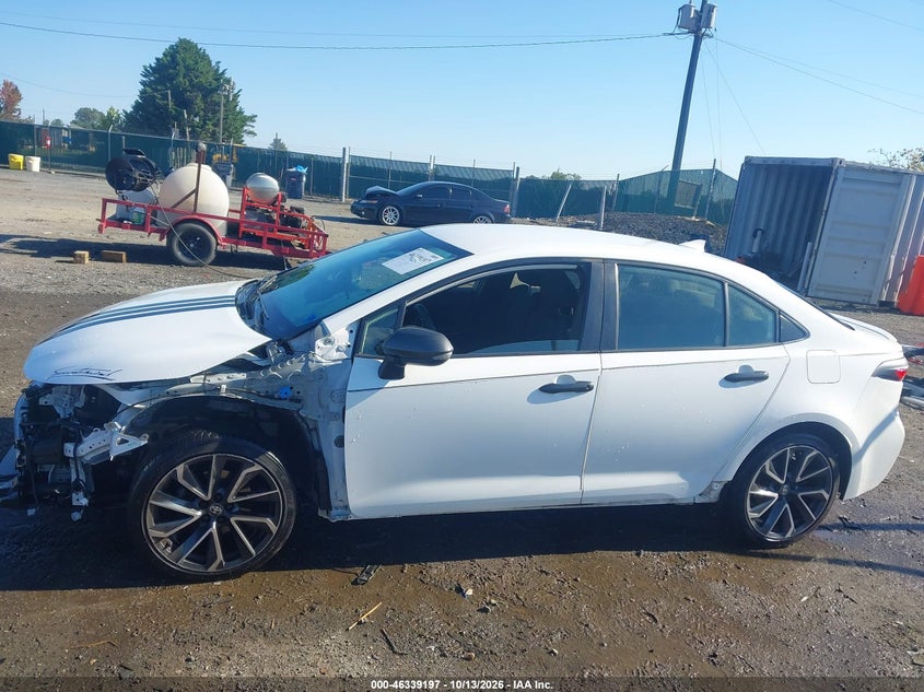 TOYOTA COROLLA - zdjęcie 15