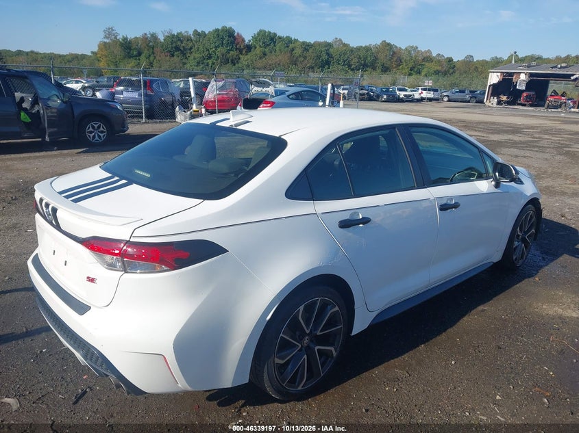 TOYOTA COROLLA - zdjęcie 4