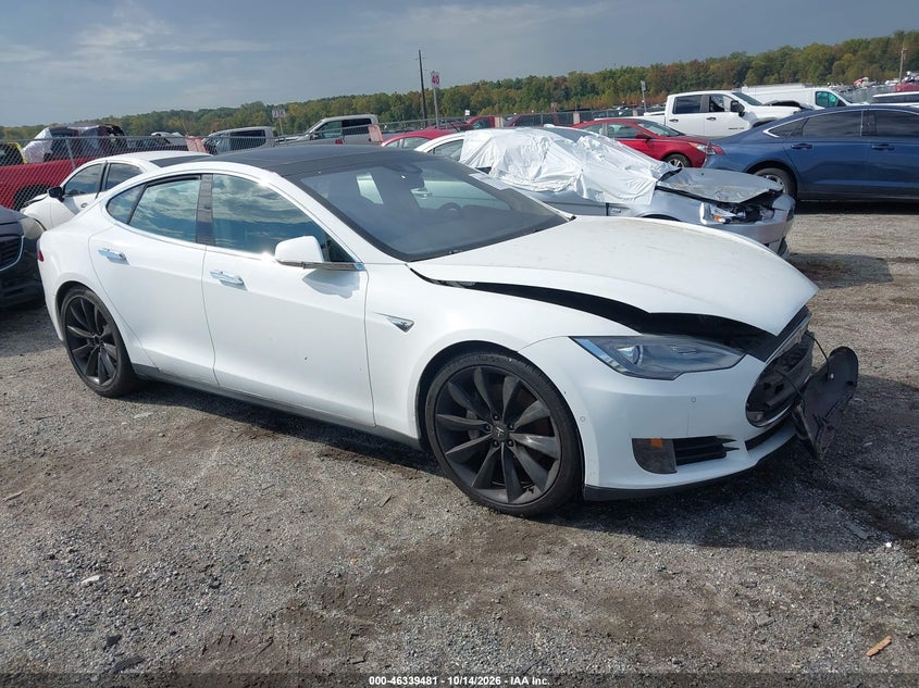 Vin: 5yjsa1e2xff115821, lot: 46839740, tesla model s 70d/85d/p85d 2015 img_1