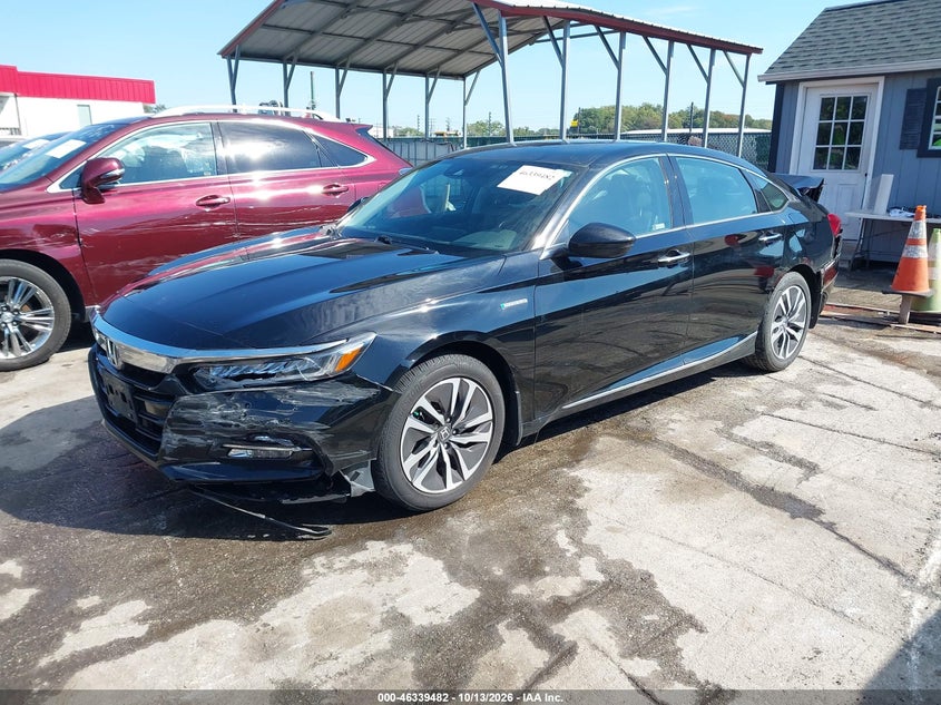2018 Honda Accord Hybrid Touring, Удар сзади, IAAI, VIN 1HGCV3F98JA017017 — фото 2