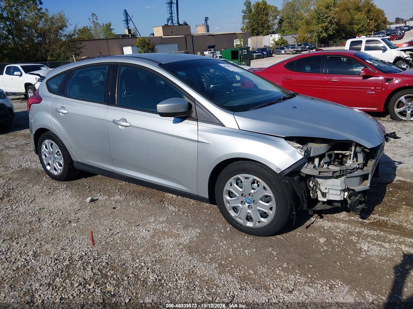 Vin: 1fahp3k20cl127919, lot: 46839832, ford focus se 2012 img_1