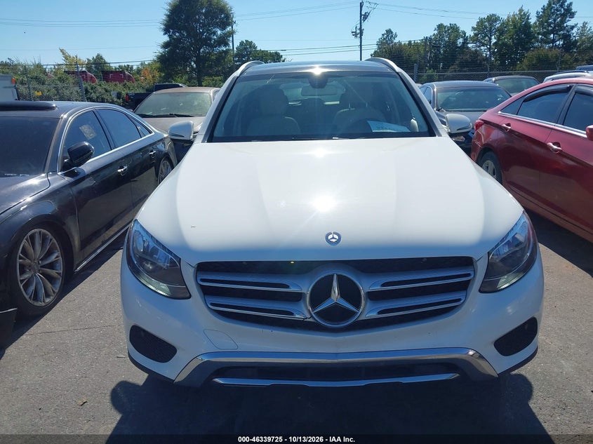 MERCEDES-BENZ GLC 300 - zdjęcie 13