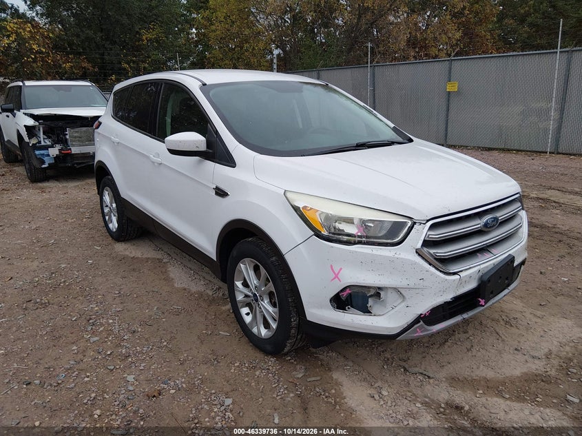 Vin: 1fmcu9gd5huc66905, lot: 46839995, ford escape se 2017 img_1