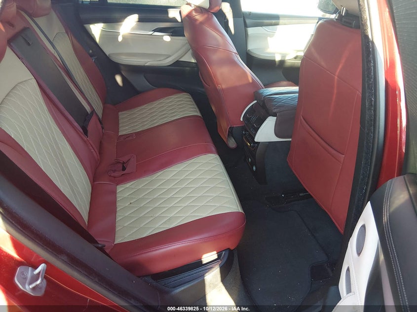 2015 BMW X6 · Фото 8