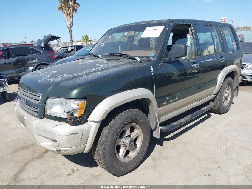 2000 Isuzu Trooper Ls/Ltd/S, Right Front, IAAI, VIN JACDS58X1Y7J08445 — photo 2