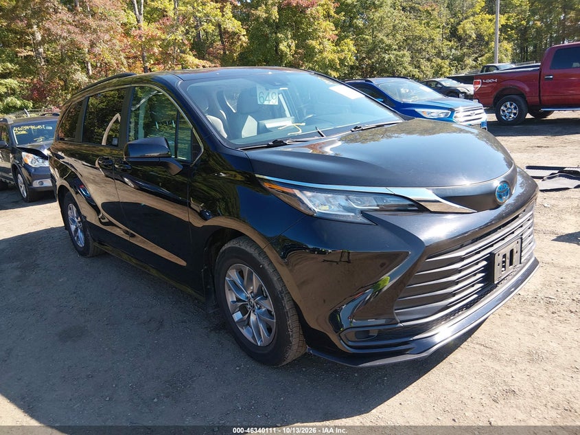 TOYOTA SIENNA