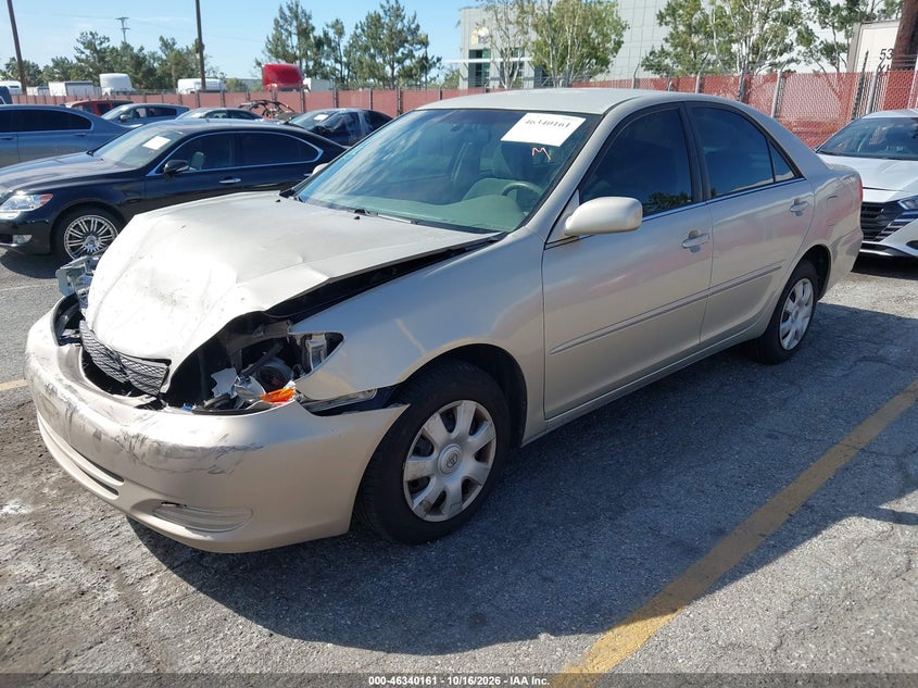 2004 Toyota Camry Le, Front End, IAAI, VIN 4T1BE32K64U891500 — photo 2