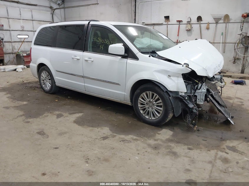 2014 CHRYSLER TOWN & COUNTRY TOURING