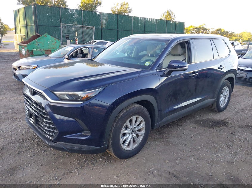 2026 Toyota Grand Highlander Xle, Rear, IAAI, VIN 5TDAAAB59TS146561 — photo 2