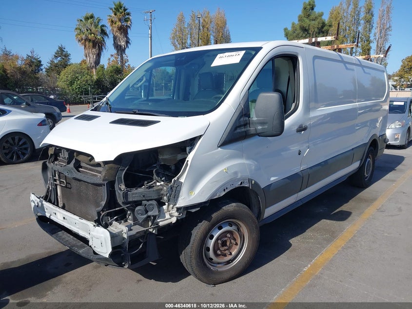 2018 FORD TRANSIT-150 · Photo 2
