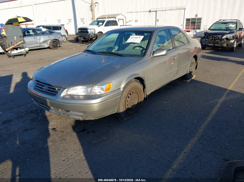 1999 Toyota Camry Le, Оба бока, IAAI, VIN JT2BG22K4X0274609 — фото 2