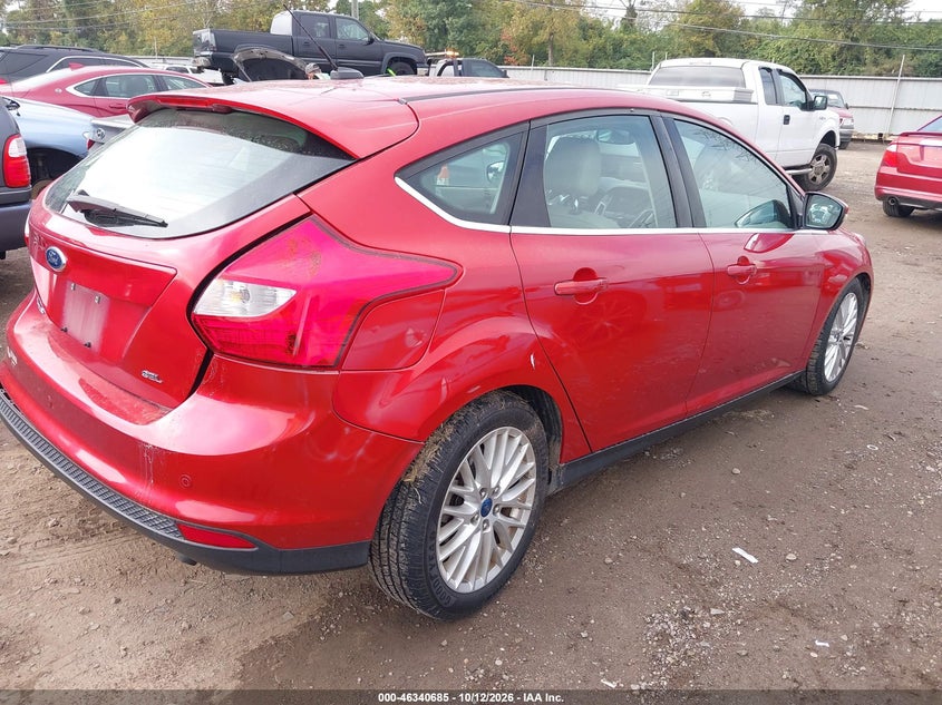 Vin: 1fahp3m28cl333888, lot: 46840944, ford focus sel 20124