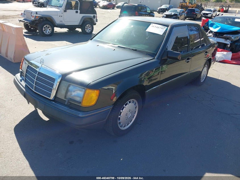 MERCEDES-BENZ 300 1991 VIN WDBEA30D1MB345988