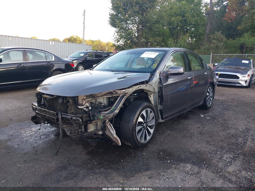 2017 Honda Accord Hybrid, Повреждение двигателя, IAAI, VIN JHMCR6F36HC001069 — фото 2