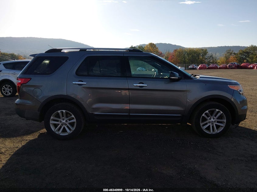 2014 FORD EXPLORER XLT · Photo 13