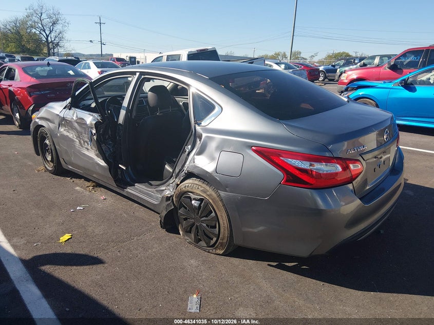 Vin: 1n4al3ap8hn353115, lot: 46841294, nissan altima 2.5 s 20173