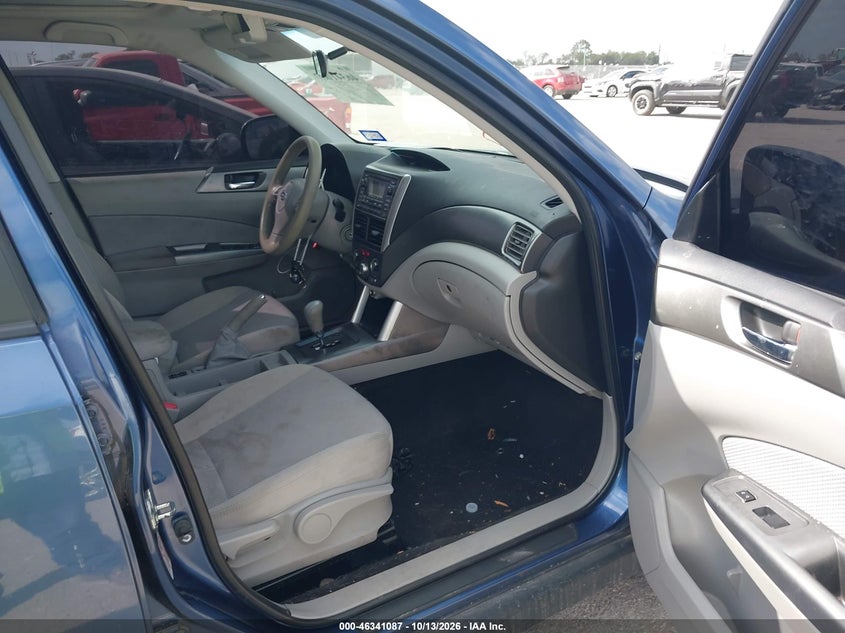 2013 SUBARU FORESTER 2.5X PREMIUM · Фото 5