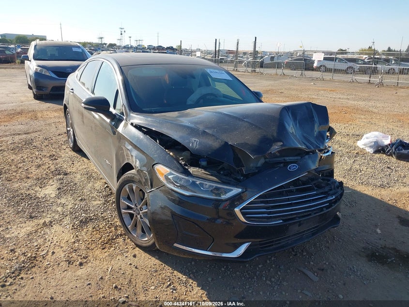 Vin: 3fa6p0mu6kr117559, lot: 46841420, ford fusion hybrid sel 20191