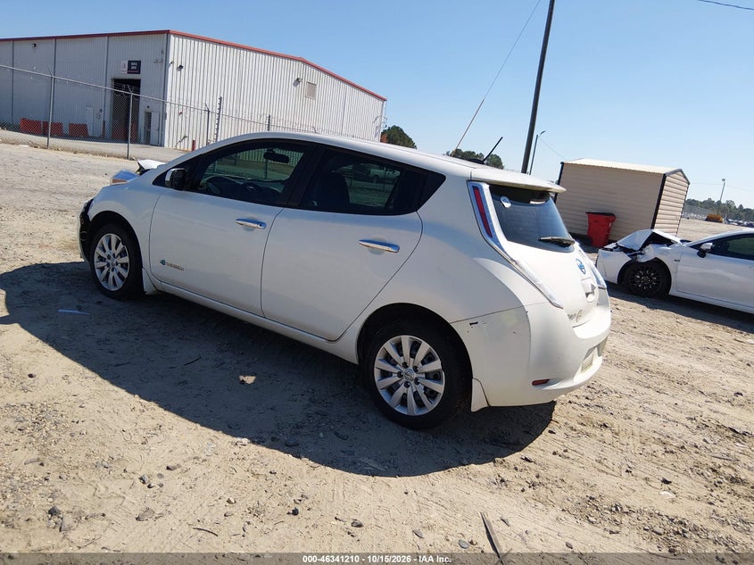 2015 NISSAN LEAF S · Фото 3