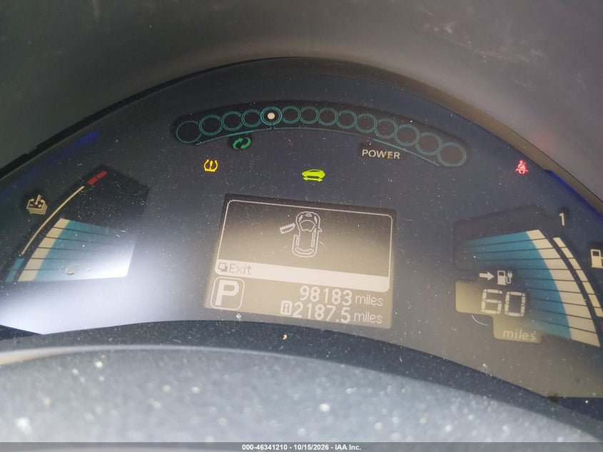 2015 NISSAN LEAF S · Фото 7