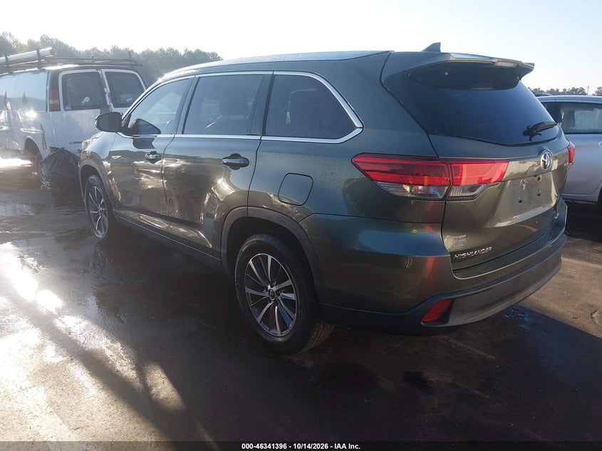 TOYOTA HIGHLANDER - zdjęcie 3