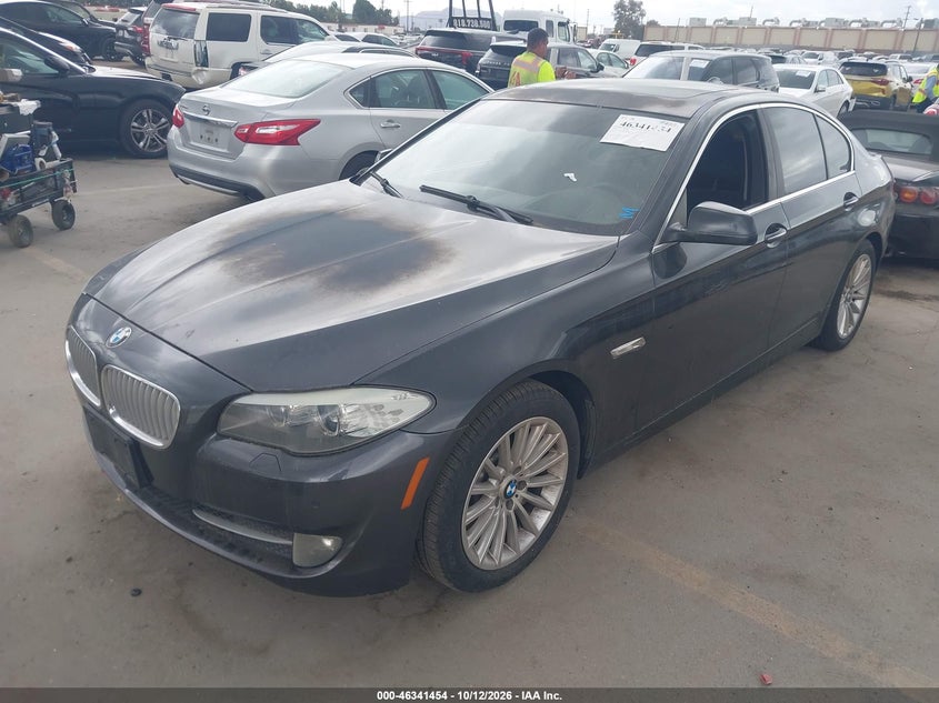 2013 BMW 535I · Фото 2