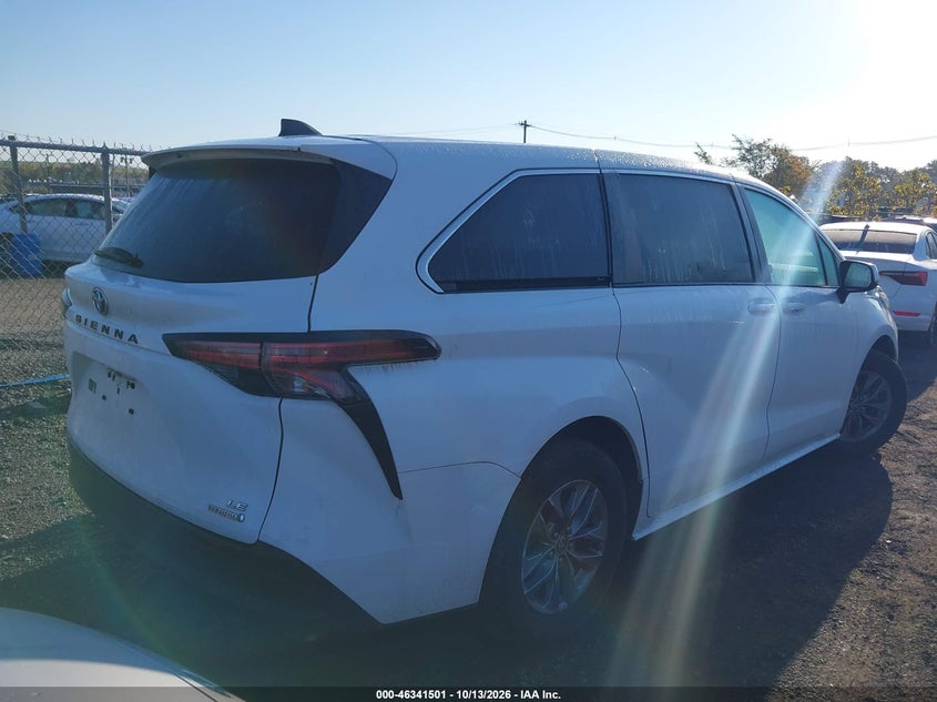 Vin: 5tdkrkec6ns110584, lot: 46841760, toyota sienna le 20224