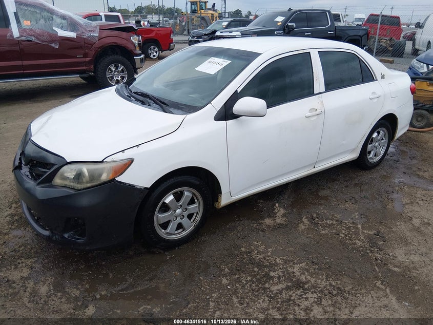 2013 Toyota Corolla L, Front End, IAAI, VIN 5YFBU4EE4DP195461 — photo 2