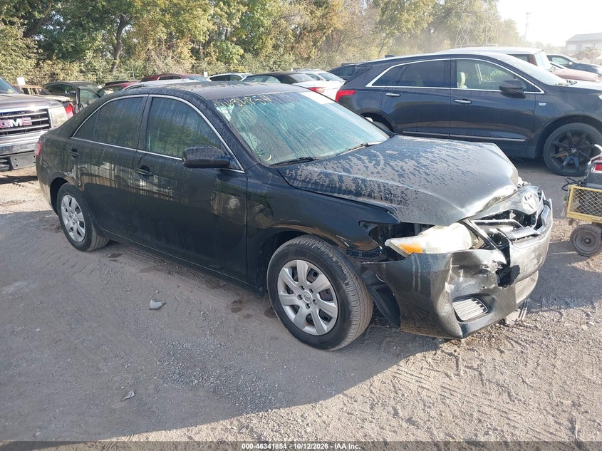 2011 TOYOTA CAMRY LE