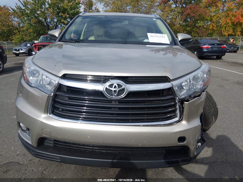 TOYOTA HIGHLANDER - zdjęcie 12