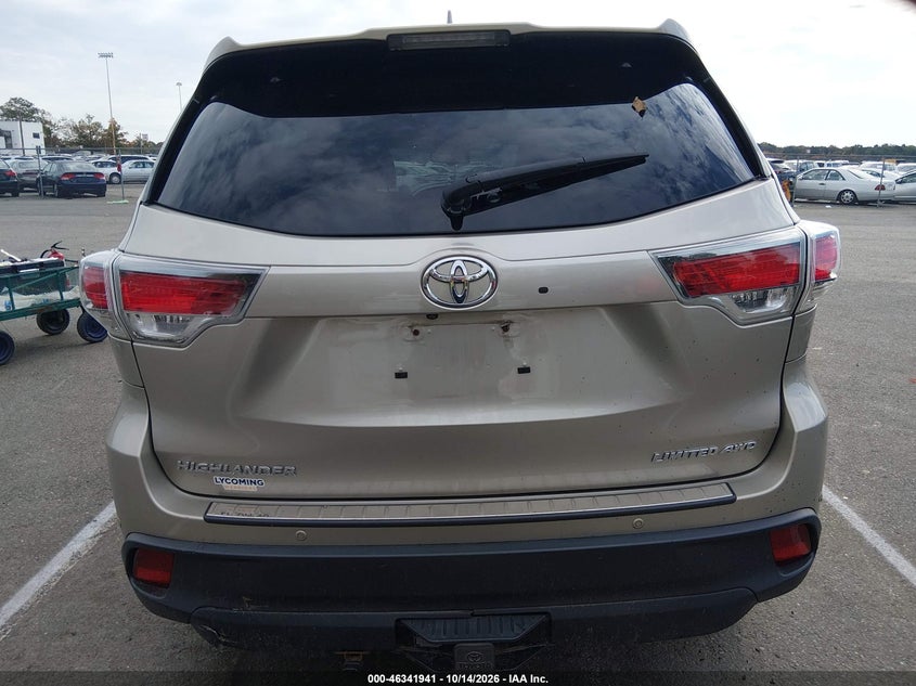 TOYOTA HIGHLANDER - zdjęcie 16